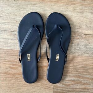 TKEES Women's Leather Dark Sandals Size 8